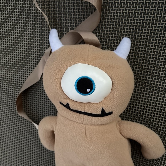 Disney Pixar Monsters Inc Little Mike plush sling bag - Picture 3 of 9